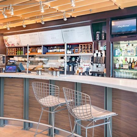 Courtyard By Marriott Silver Spring Downtown Экстерьер фото