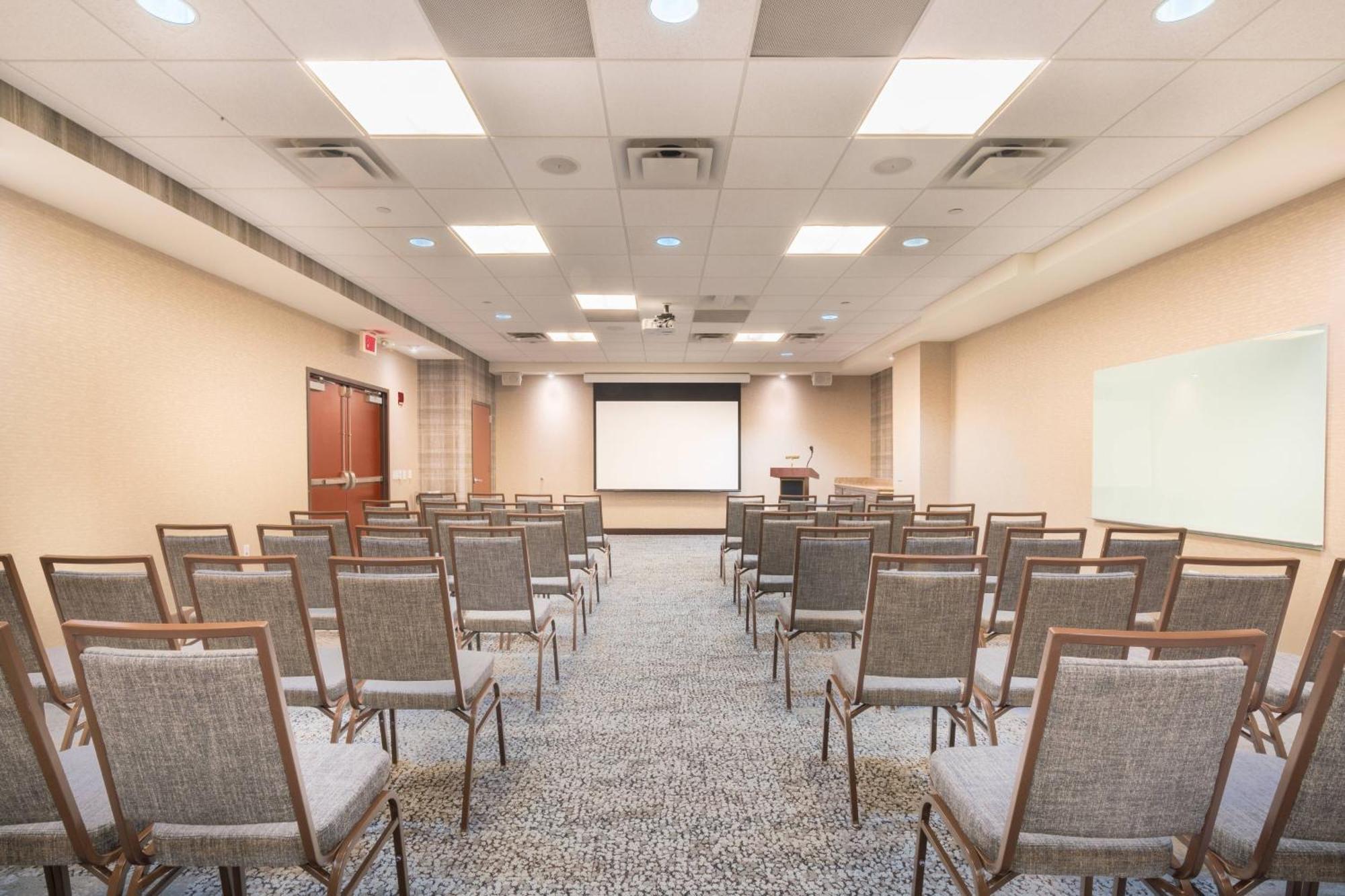Courtyard By Marriott Silver Spring Downtown Экстерьер фото