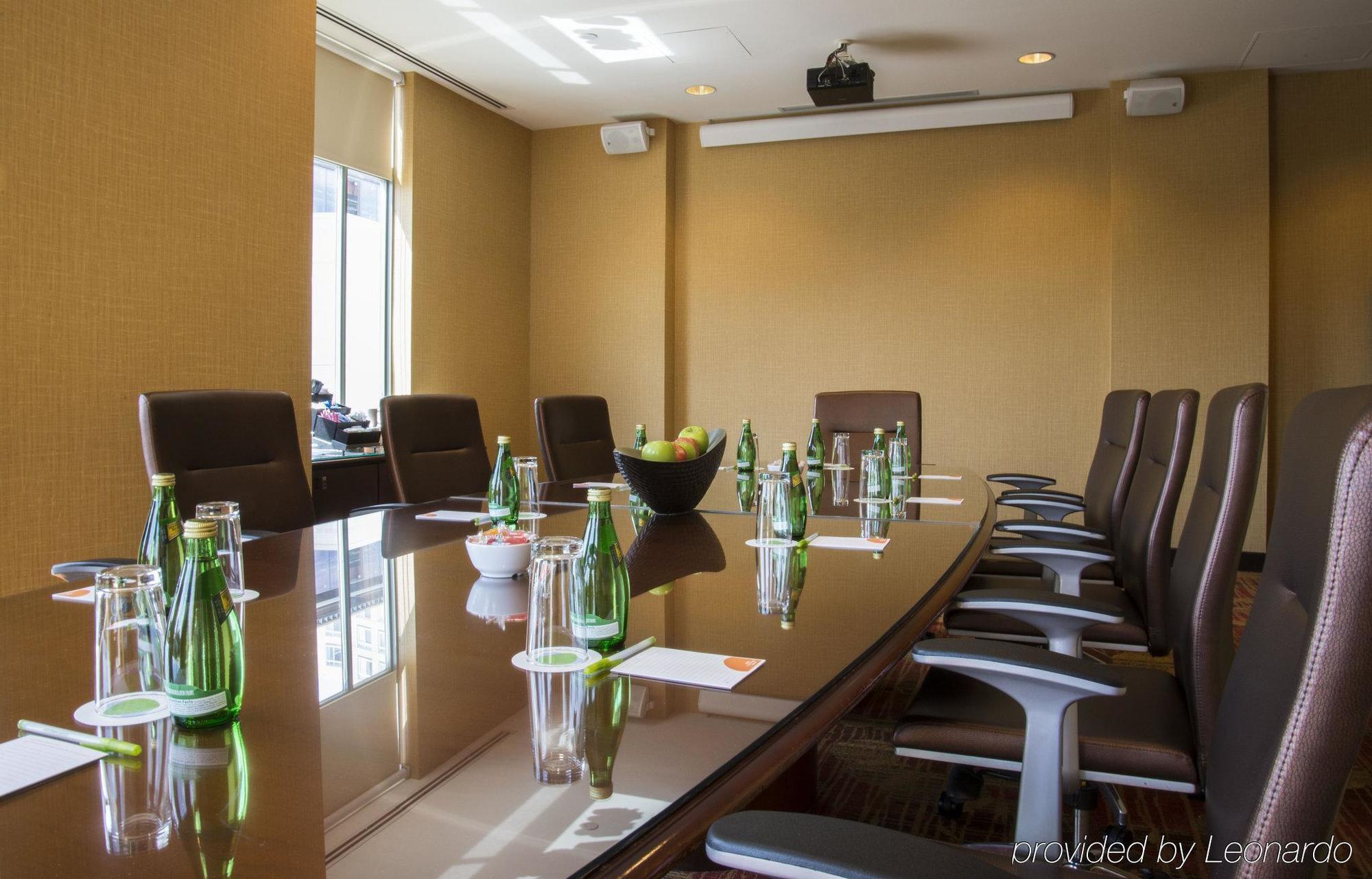Courtyard By Marriott Silver Spring Downtown Экстерьер фото